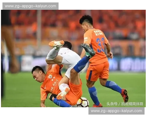 热血重燃：鲁能vs上港录像中隐藏的巅峰对决与足球信仰